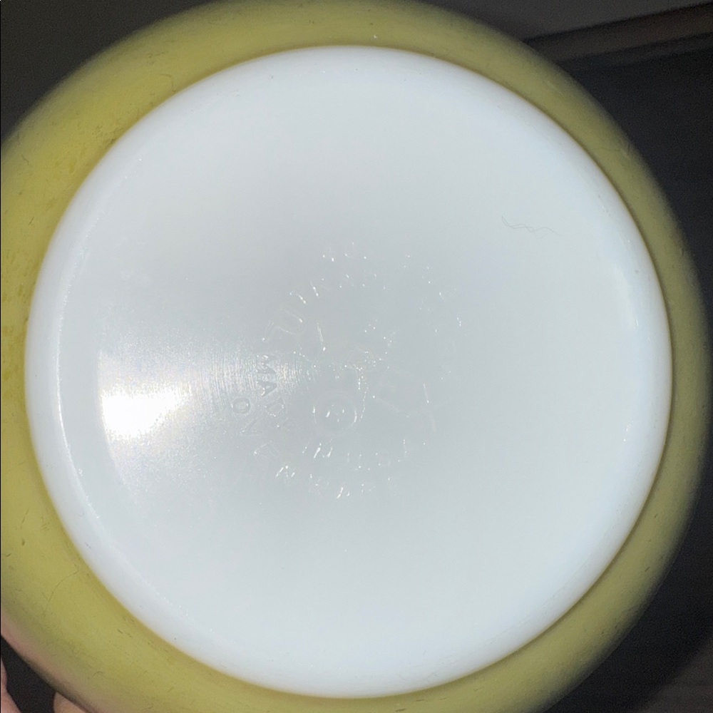 Vintage Pyrex Verde 1.5 Quart Nesting Bowl - Picture 5 of 10